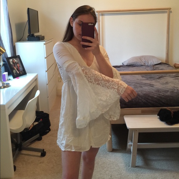 Cream dress - Picture 4 of 5